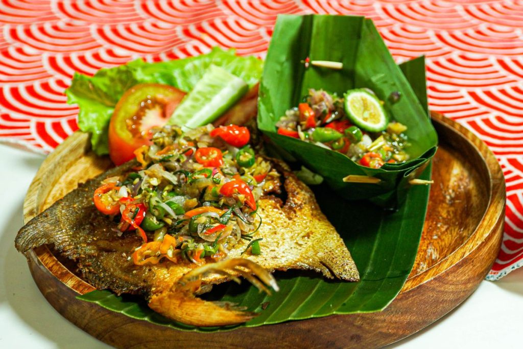 Kenapa Ikan Goreng Sering Jadi Pilihan Aman Mengurai Daya Tarik Hidangan Klasik Ini
